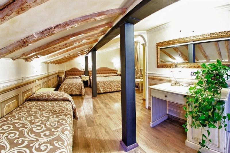 בולוניה Hotel Pedrini מראה חיצוני תמונה
