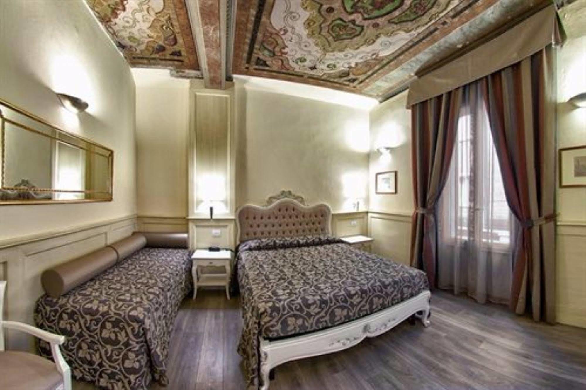 בולוניה Hotel Pedrini מראה חיצוני תמונה