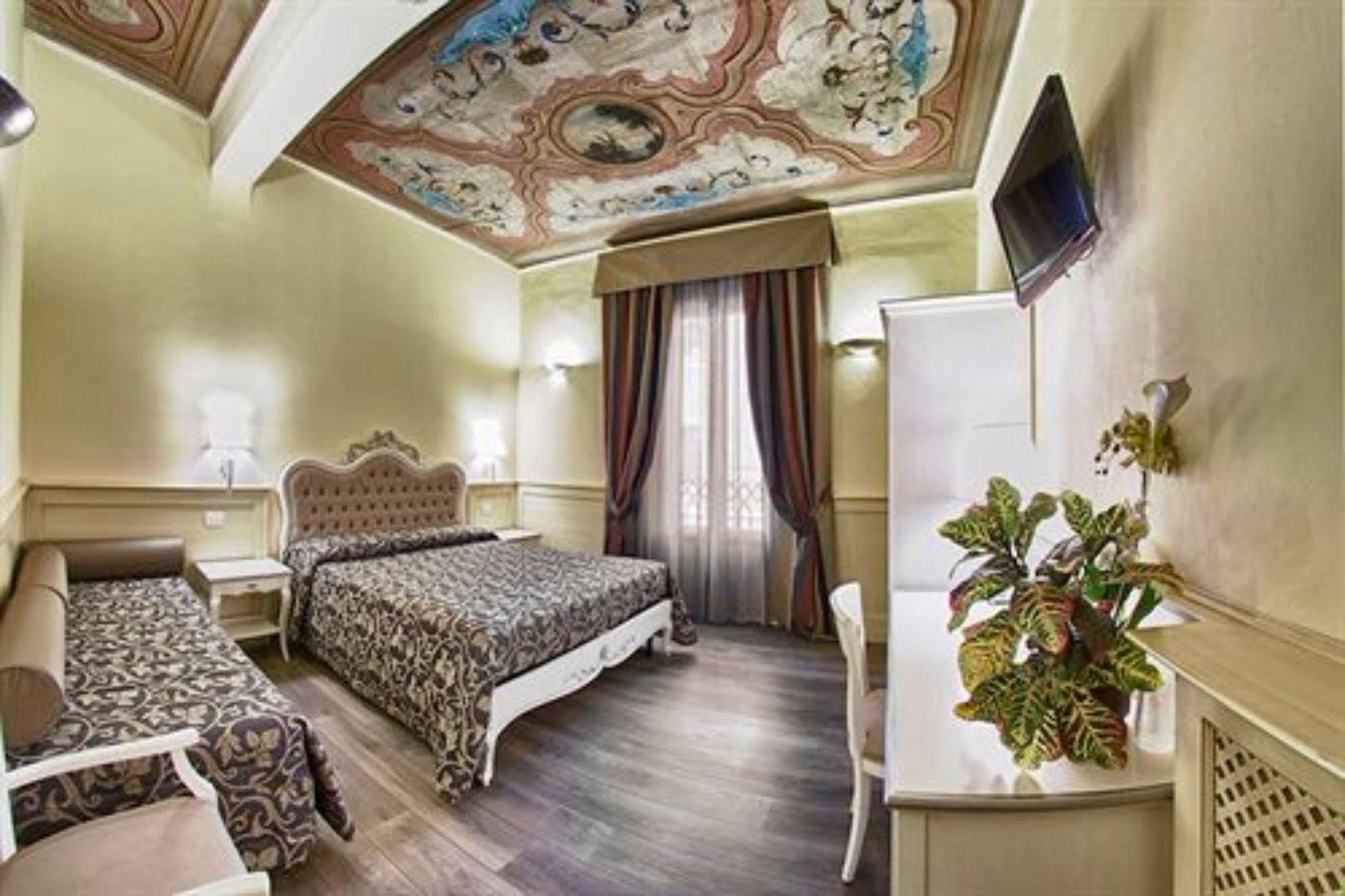בולוניה Hotel Pedrini מראה חיצוני תמונה