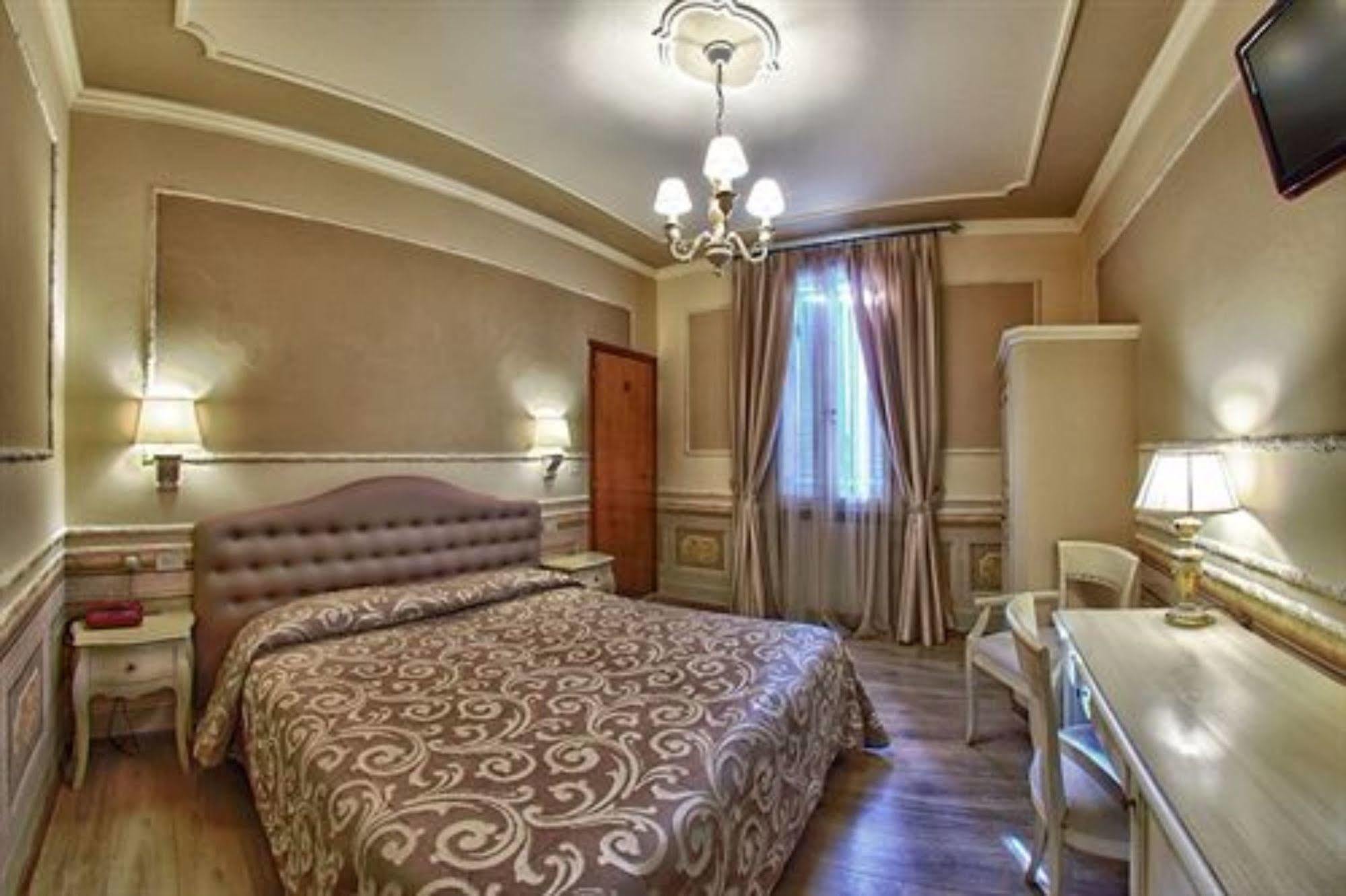 בולוניה Hotel Pedrini מראה חיצוני תמונה