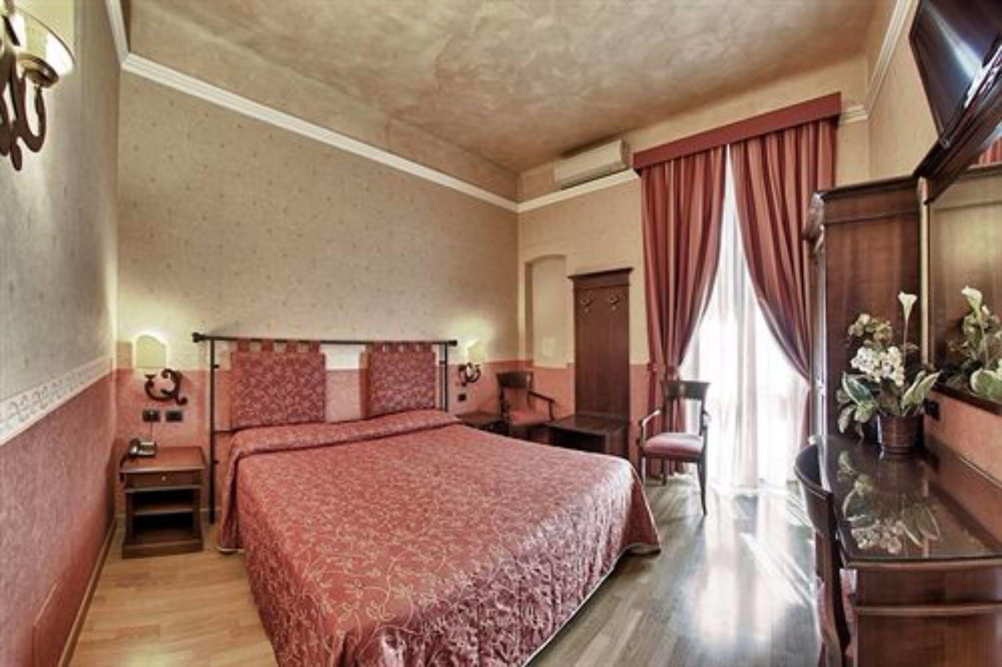 בולוניה Hotel Pedrini מראה חיצוני תמונה